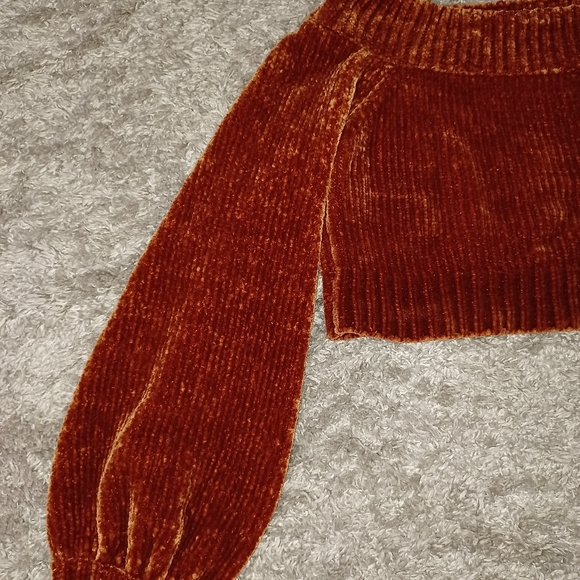 THICK OVER THE SHOULDER BEAUTIFUL HALF SWEATER - Picture 3 of 6